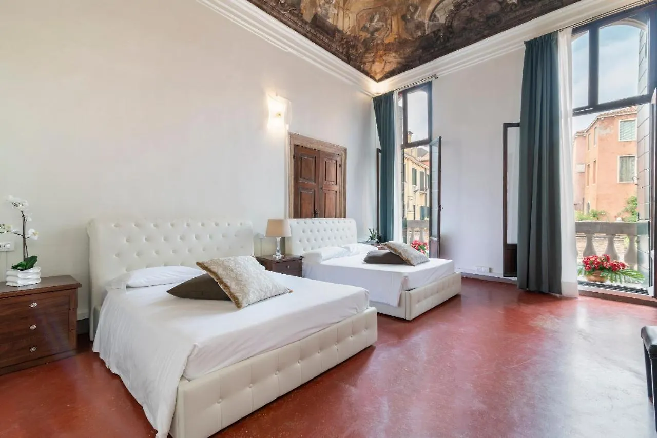 Venice Luxury Apartments